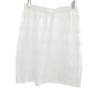 Gap Maternity white eyelet skirt size medium